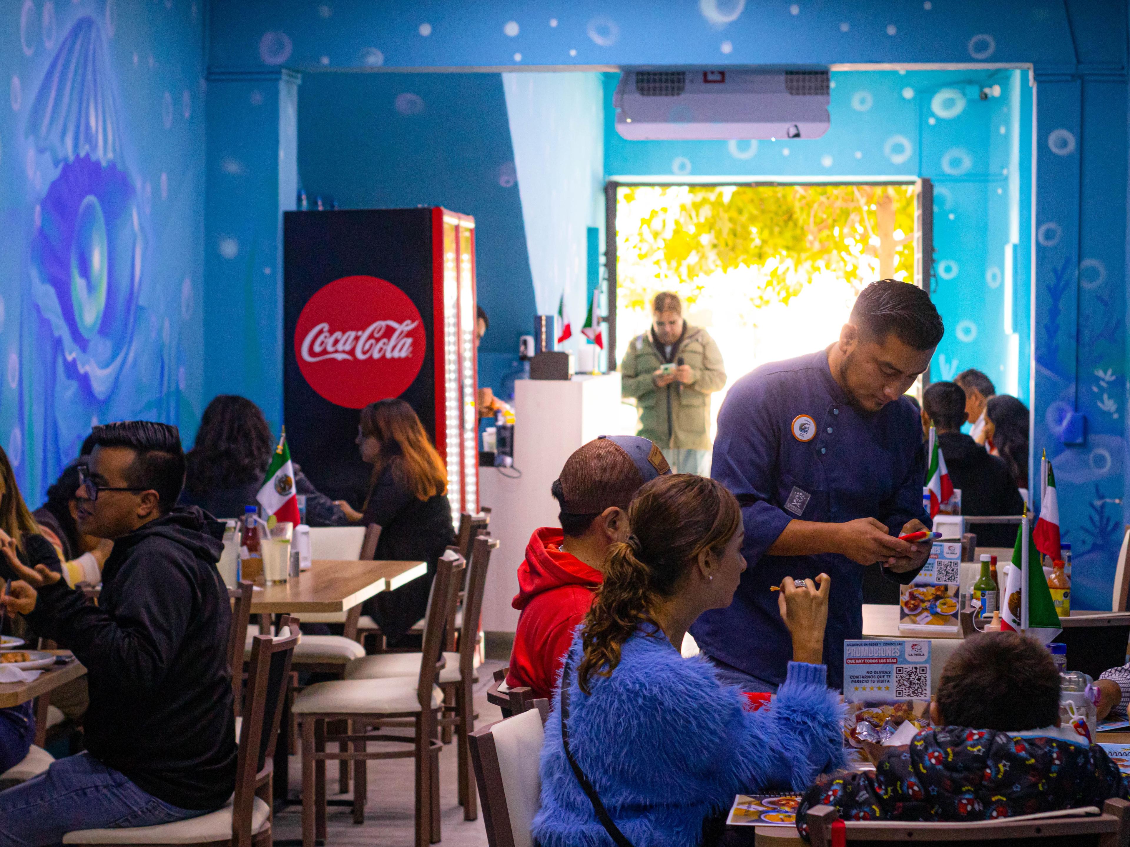 Refrescos y Botanas